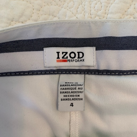 147.) CLEAR OUT / IZOD / Blue, white & green / Striped Skort / Active - Picture 2 of 5